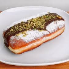 Pistachio Cannoli